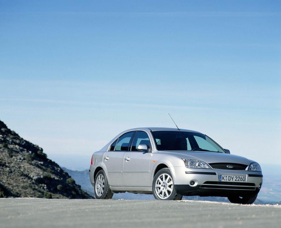  Ford Mondeo 2000 года  (фото 34 из 79)